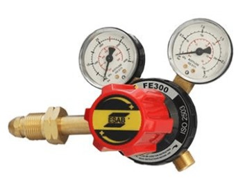 ESAB FE300 Acetylene Regulator - Side Entry - 0-1.5 bar